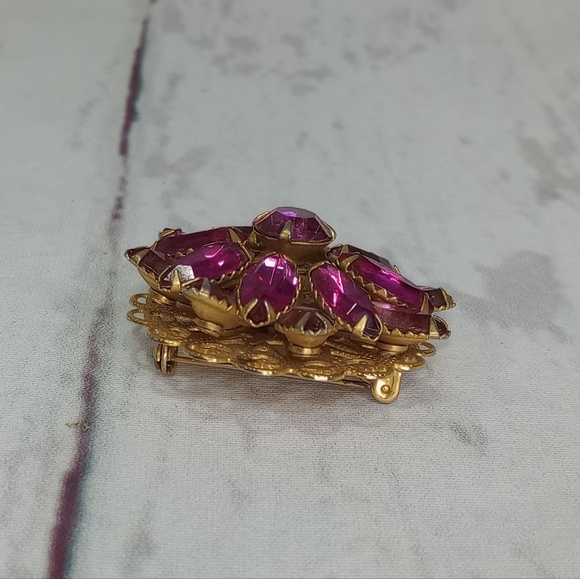 NO TAGS Pink Rhinestone Brooch Pin - Picture 7 of 10